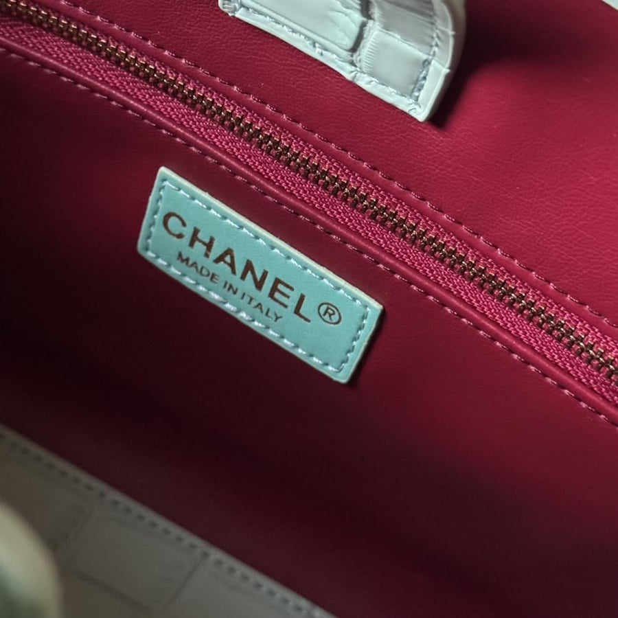Chanel shopping bag