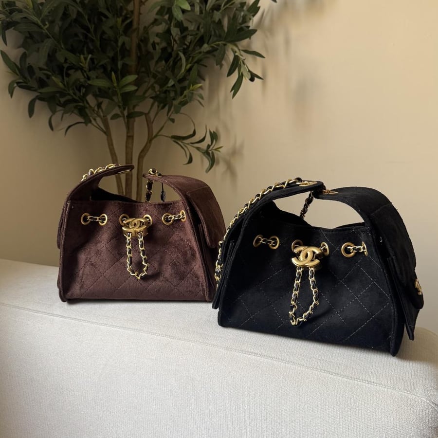 Chanel 25- Suede