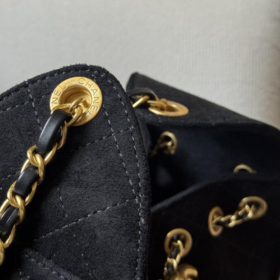 Chanel 25- Suede