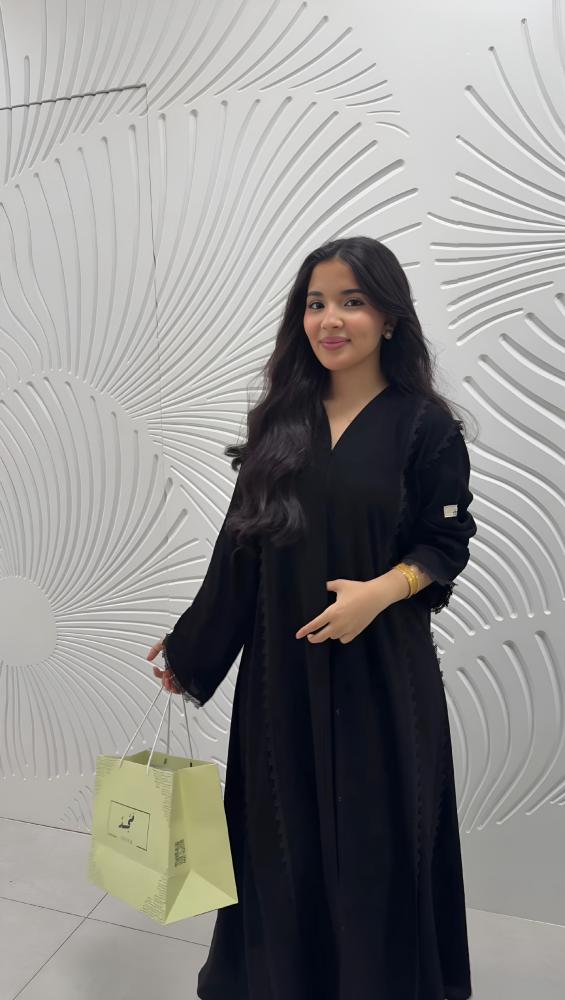 عباية قمر