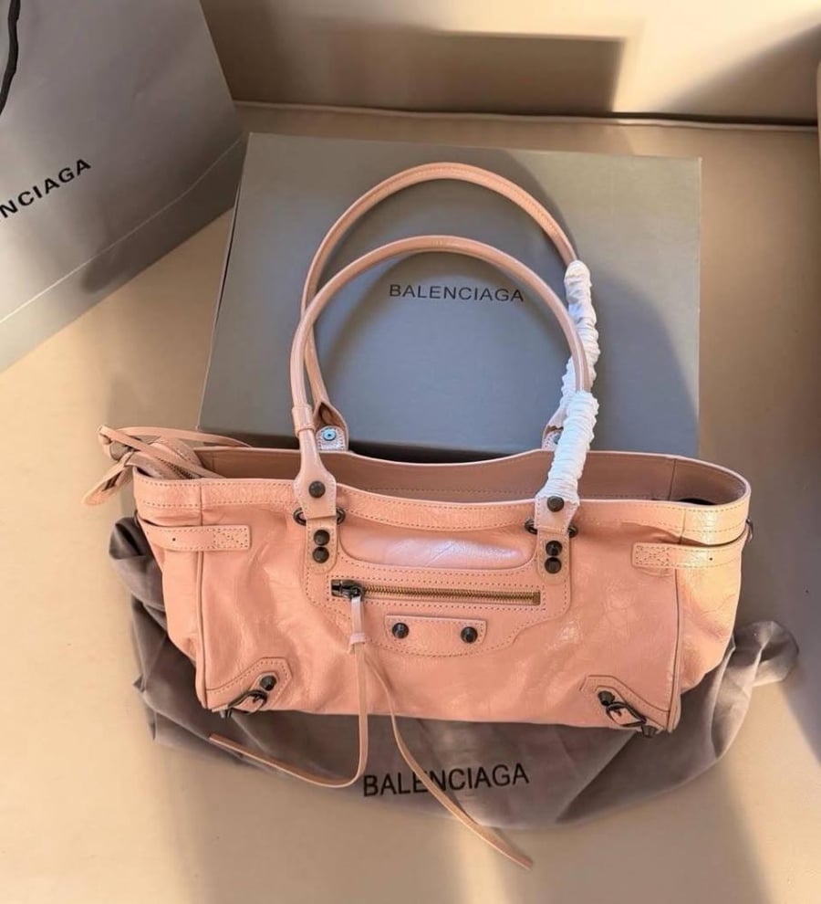BALENCIAGA-Le City East-West Bag in Lambskin