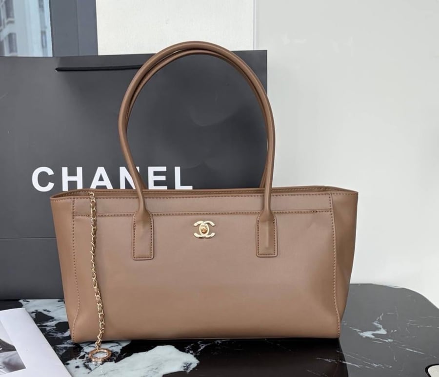 Chanel tot bag