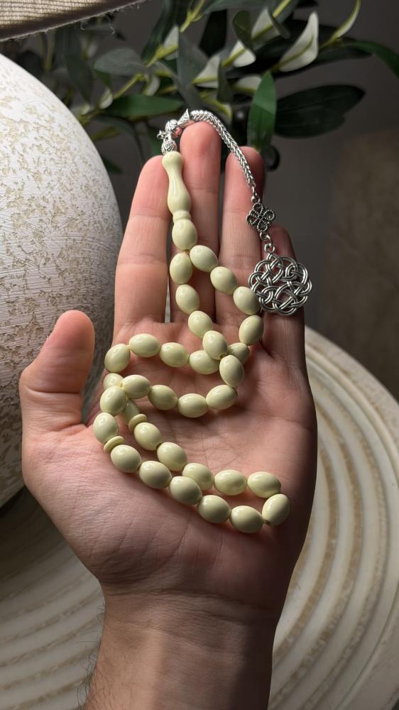 سبحة ٣٣ خرز