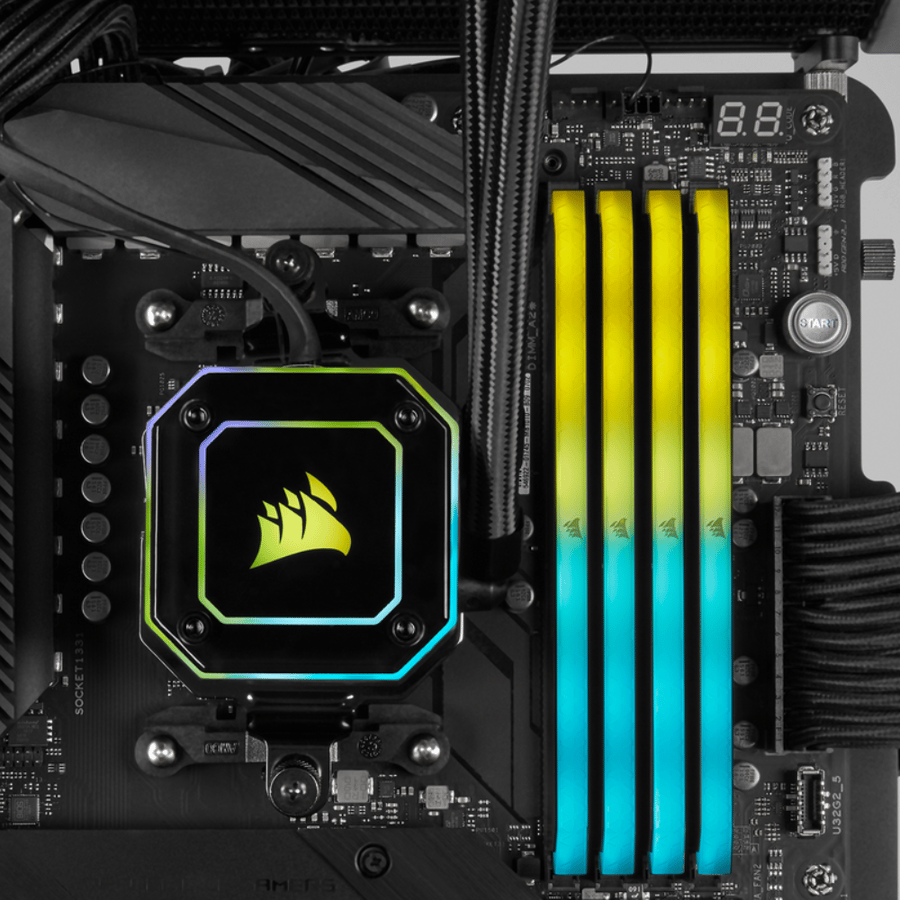 كورسير VENGEANCE RGB RS 32GB (2x16GB) DDR4 DRAM 3200MHz C16 طقم رامات