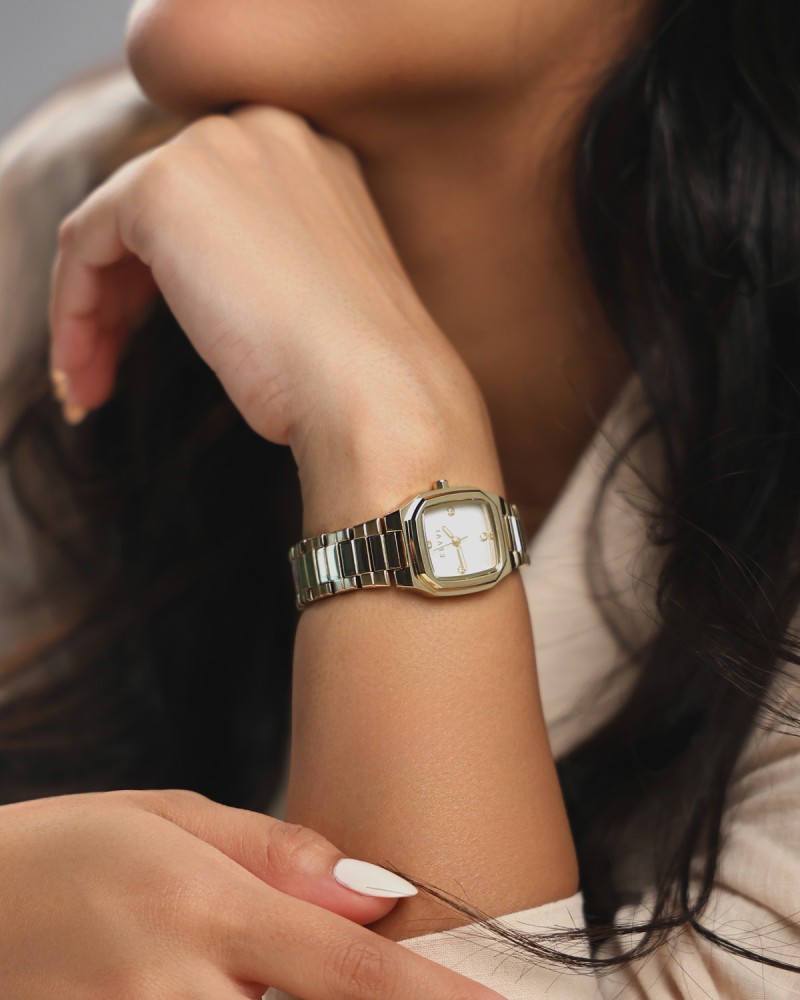 Women's steel watch in gold