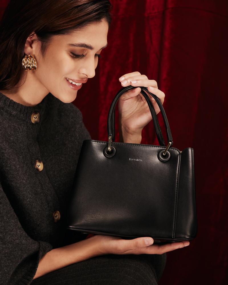 Women's bag in black