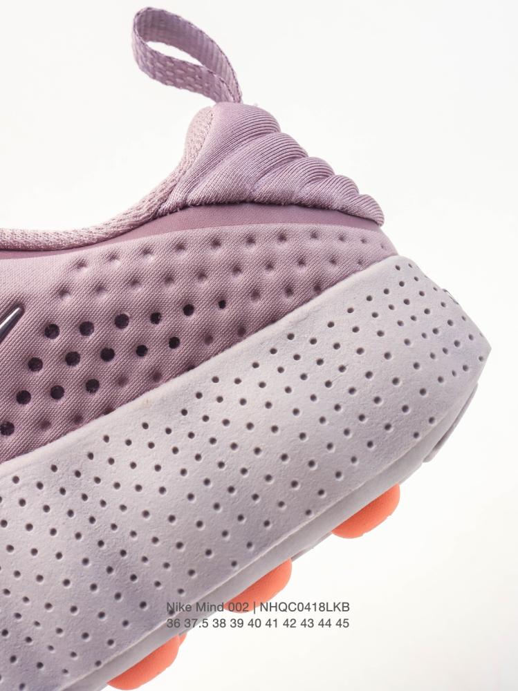 Nike Mind 002