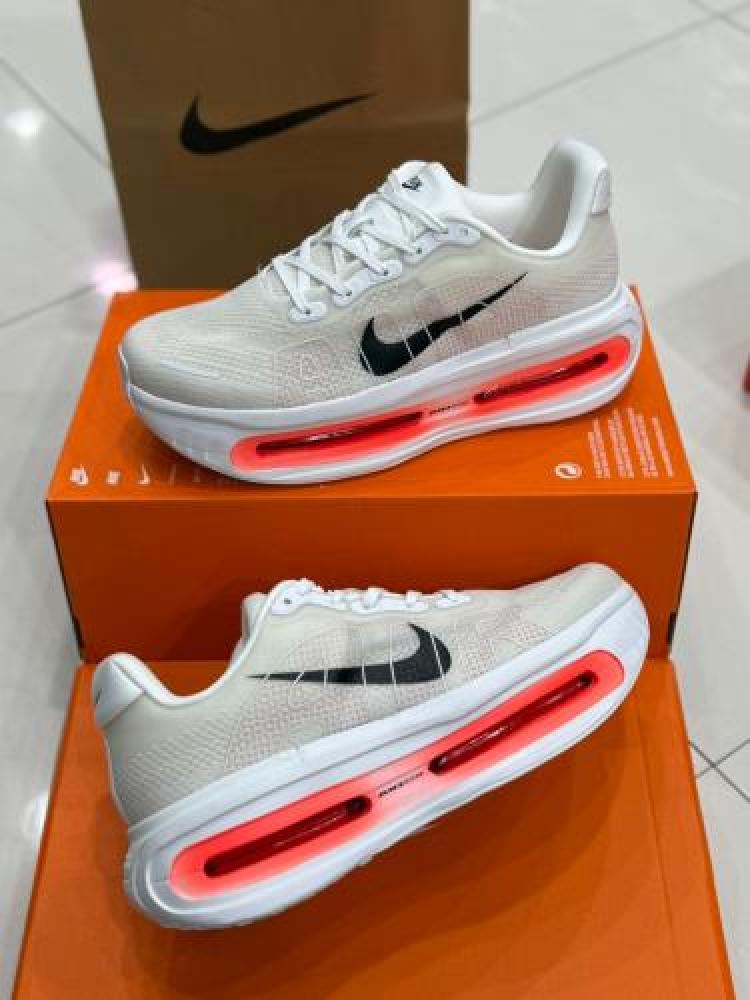 Nike Vomero Premium