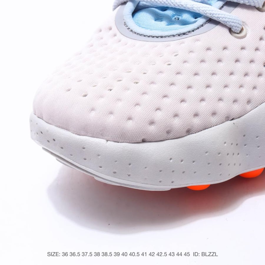 Nike Mind 002