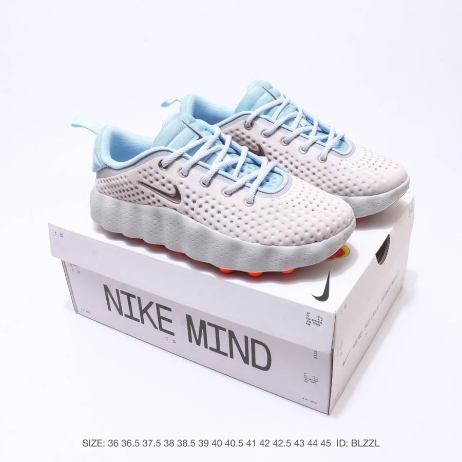 Nike Mind 002
