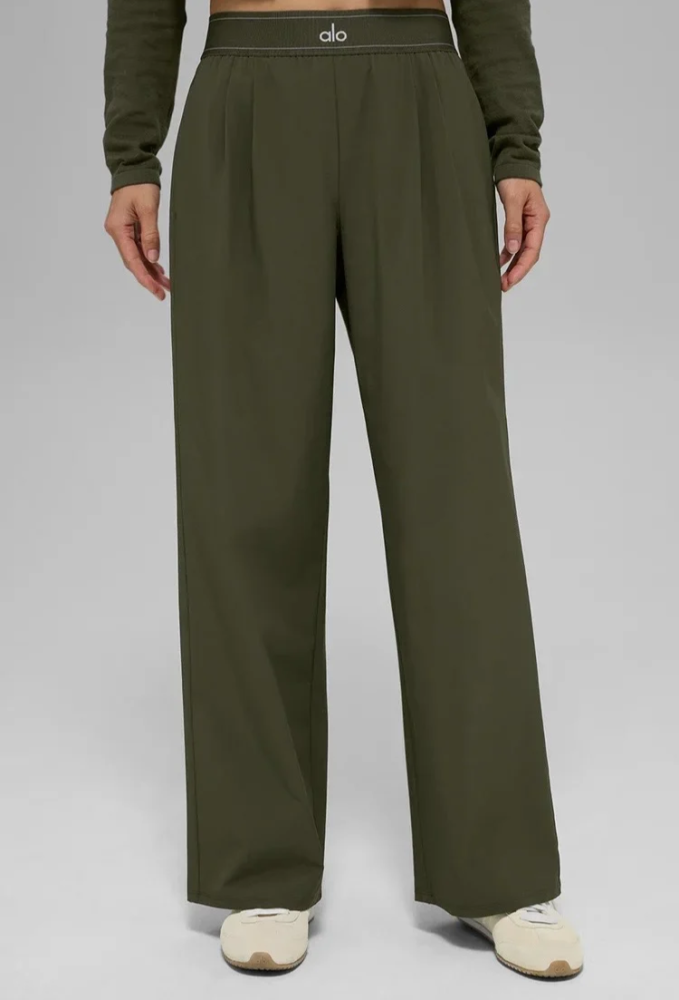 Alo pants357