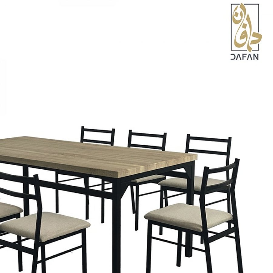 طاولة طعام خشبية عدد  8 اشخاص