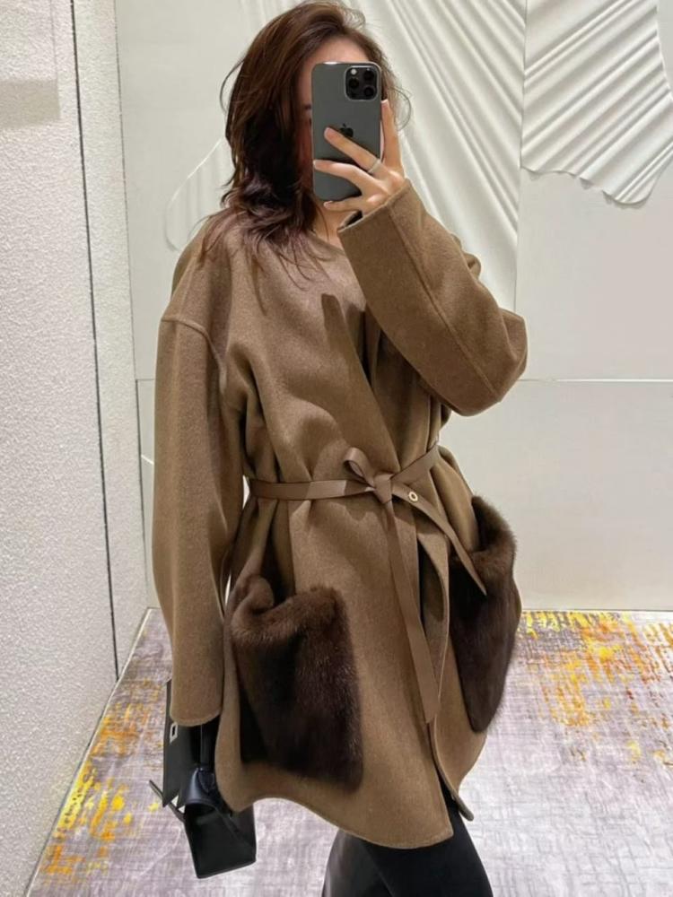 جاكيت loro piana نسائي