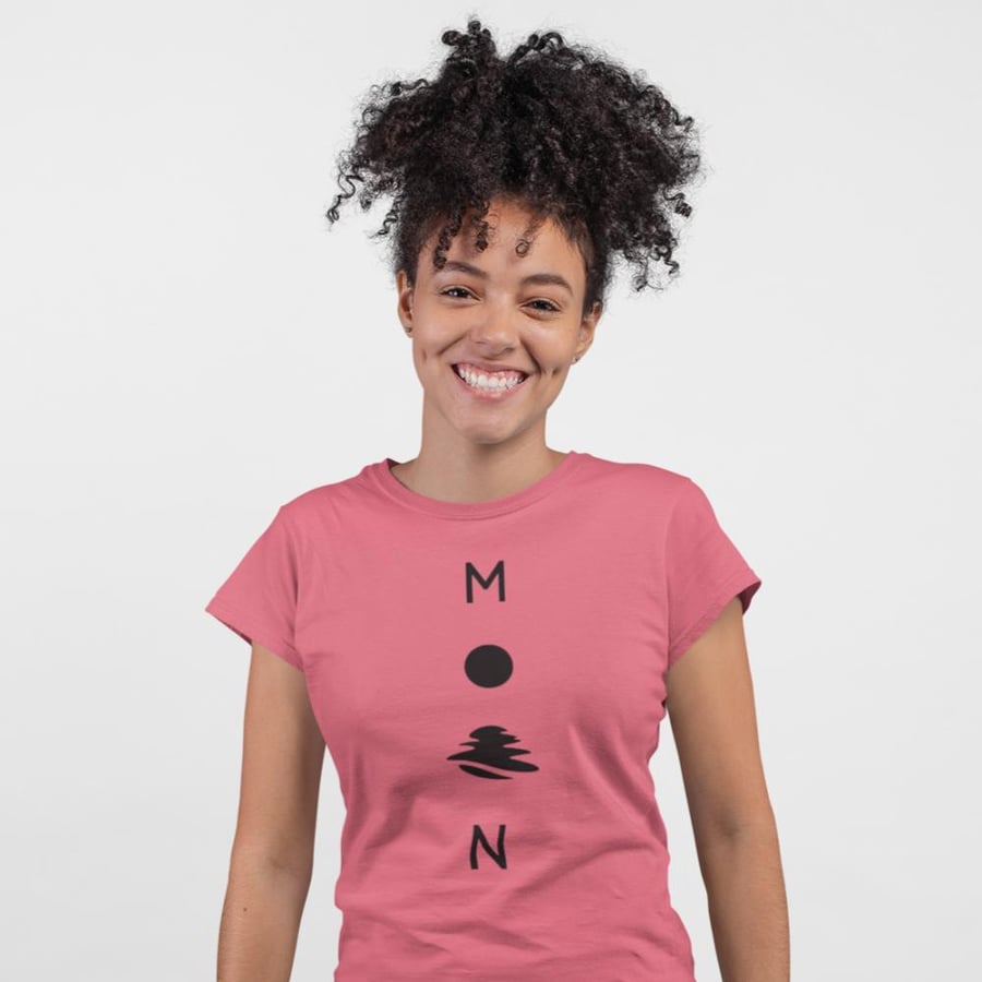 تي شيرت T-Shirt MOON