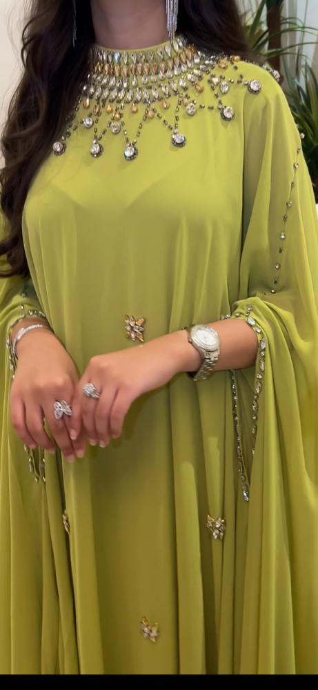 جلابيه شيفون مع فستان داخلي مشغولة بالشك هاند ميد