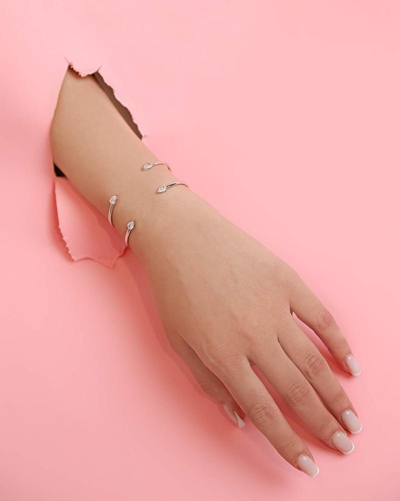 Women's silver bangles bracelet, open style, decorated with zircon stone rhinestones