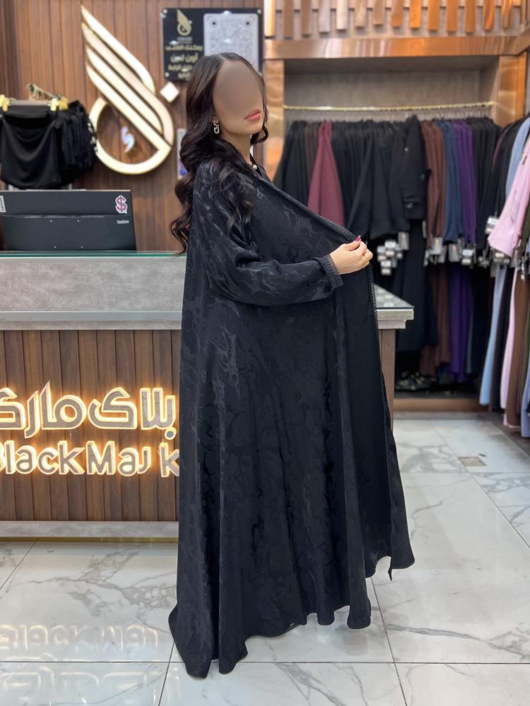 B421 عبايه وعد قصه دبل كلوش معه كلفه ناعمه اسود بقماش كرير تركي اسود