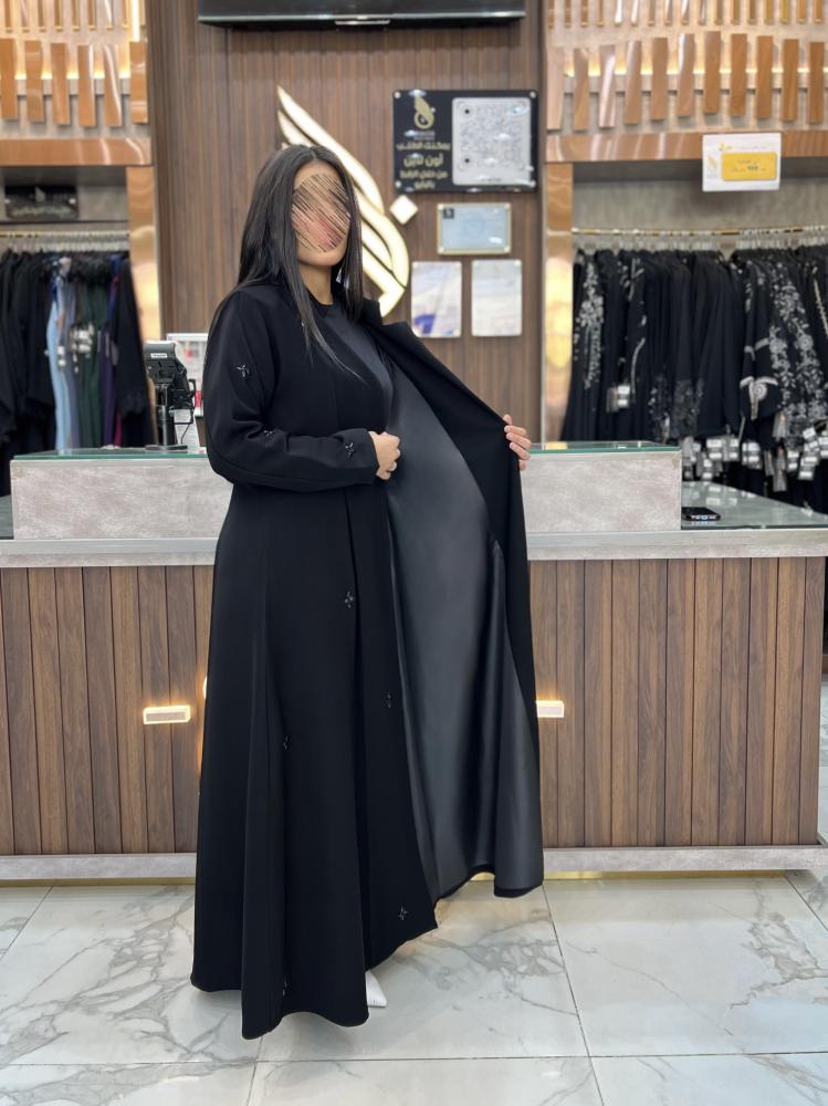 B084عباية انغام بليزر بقماش كريب رموش شك اسود