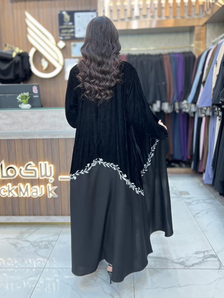 B424 عباية سورانا قصه كلوش قماش مخمل