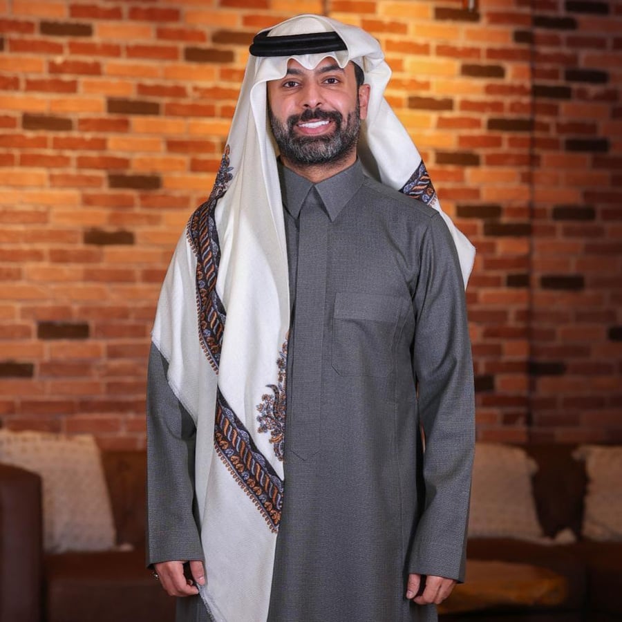 شال ترمة ارتقي باطلالتك مع شماغ ماركاتي
