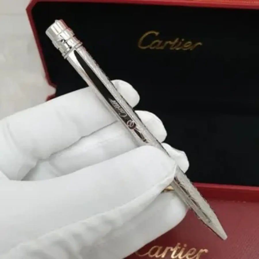 Cartier Santos Slim Engraved Pen قلم كارتير سانتوس نحيف منقوش