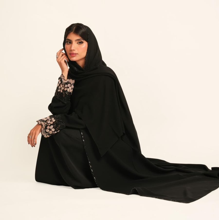 Abaya: 174