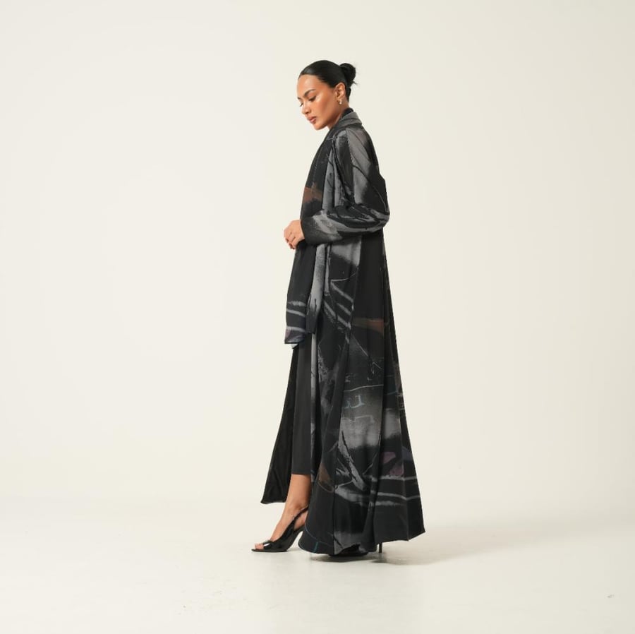 Abaya: 140