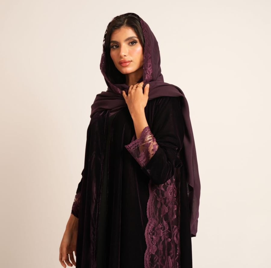 Abaya: 162