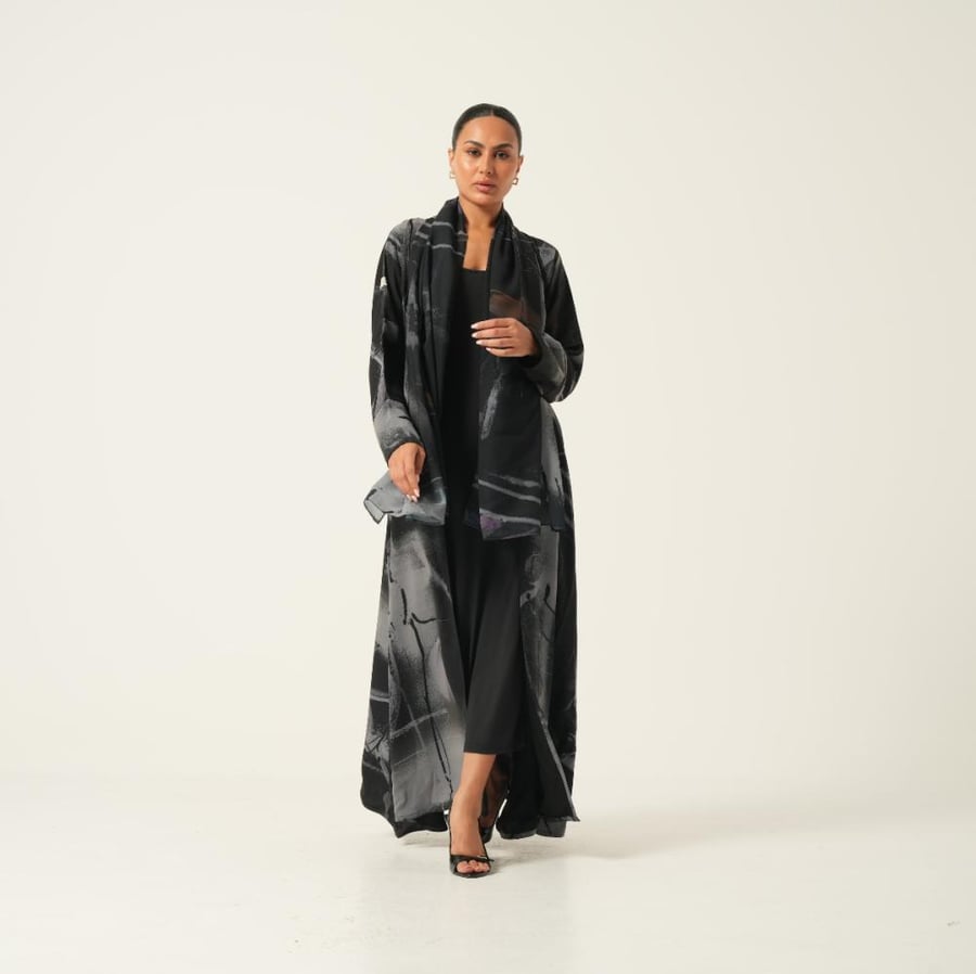 Abaya: 140