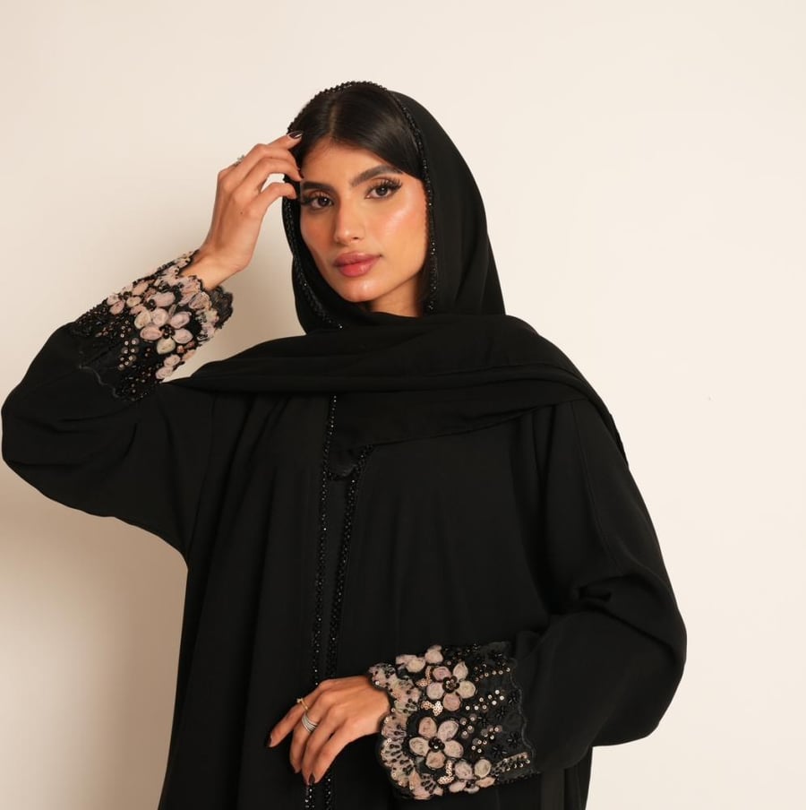 Abaya: 174