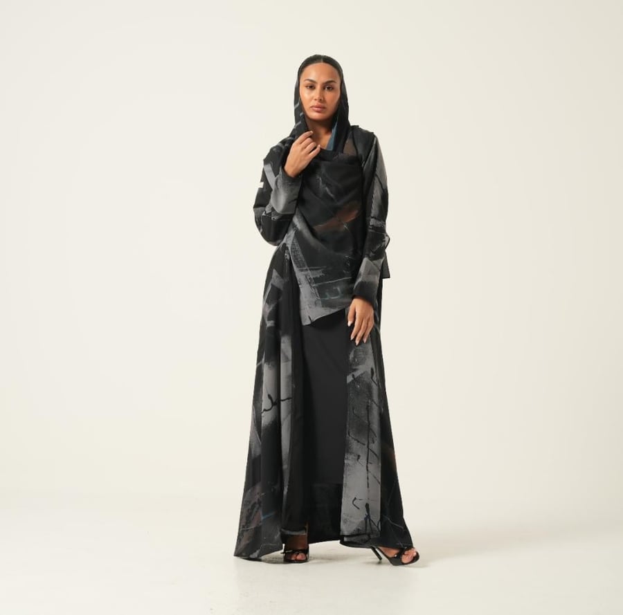 Abaya: 140