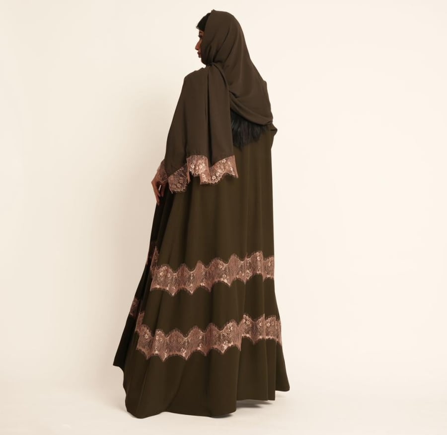 Abaya: 173