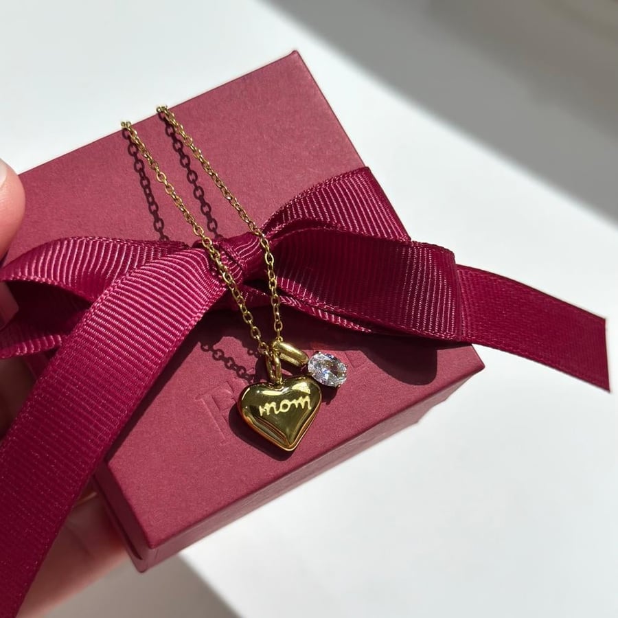 Mom necklace
