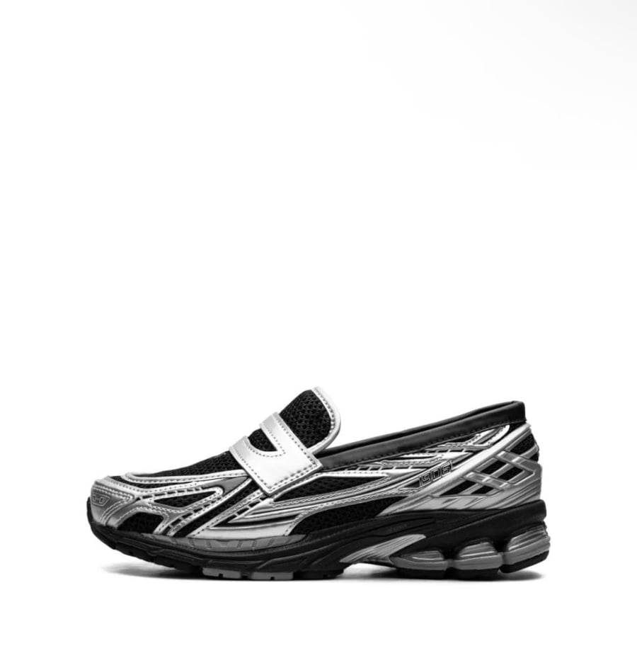 New balance 1906L " metallic/black" sneakers