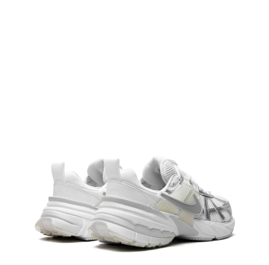 Nike V2K Run low-top sneakers