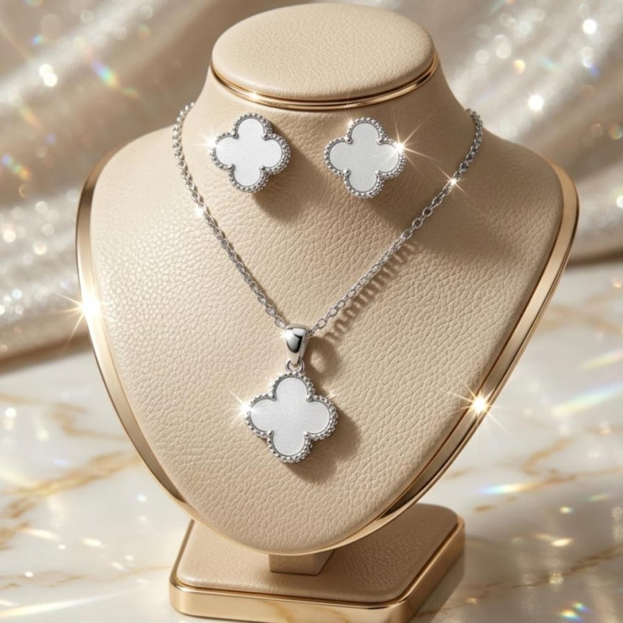 Women's delicate chain Women's delicate chain Elegant and delicate necklace color Thin chain made of stainless steel, rust and water resistant Adds a modern touch to everyday wear
