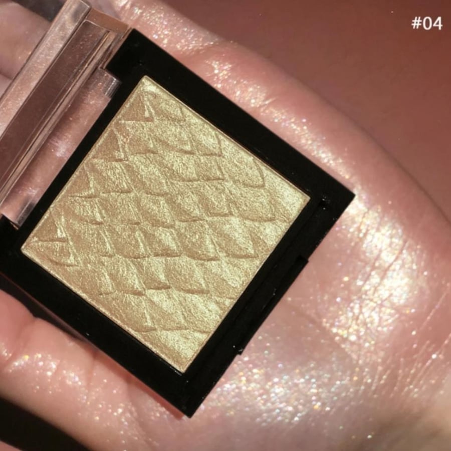 Vilena No. 1 Face Highlighter Long-lasting, silky smooth, radiant, face illuminating, easy to blend, natural glow for body and face