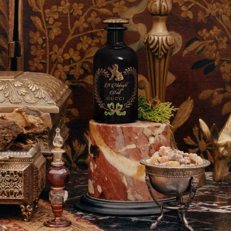 عطر قوتشي ايه ميدنايت سترول - او دو بارفيوم