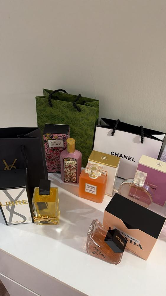 عرض 6 عطور