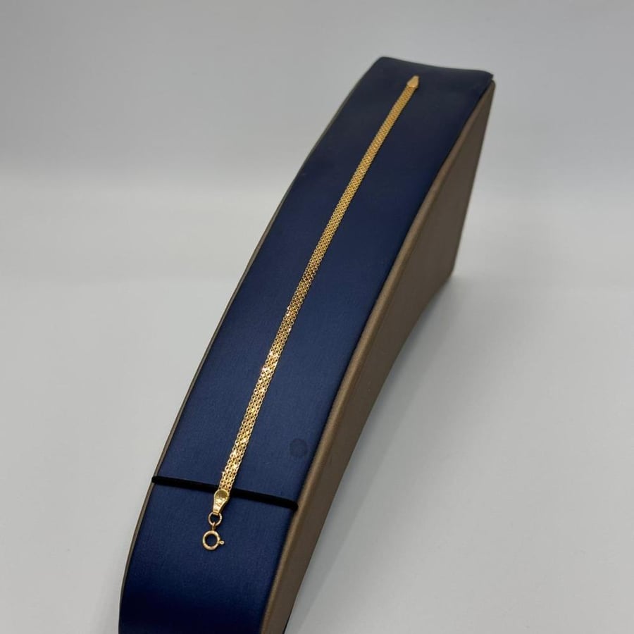 اسوارة ذهب عيار 18