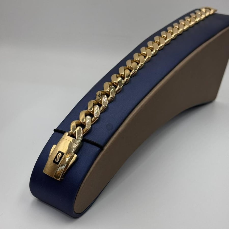 اسوارة موناكو عيار 18