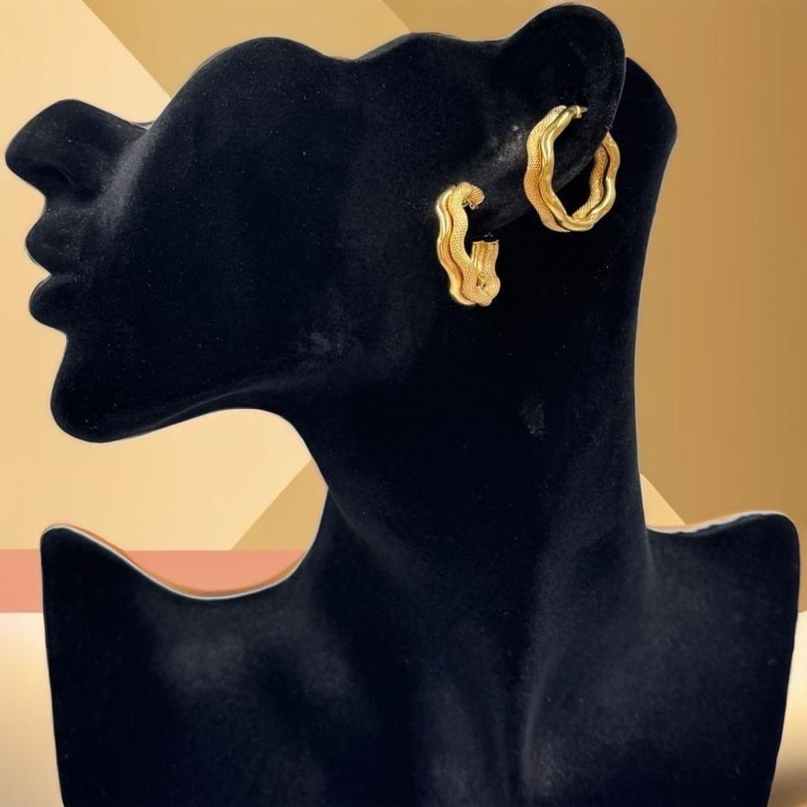 حلق ذهب عيار 18