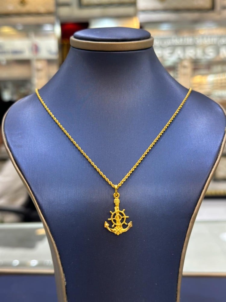 Necklaces 21K - 4.25 - 20 inches