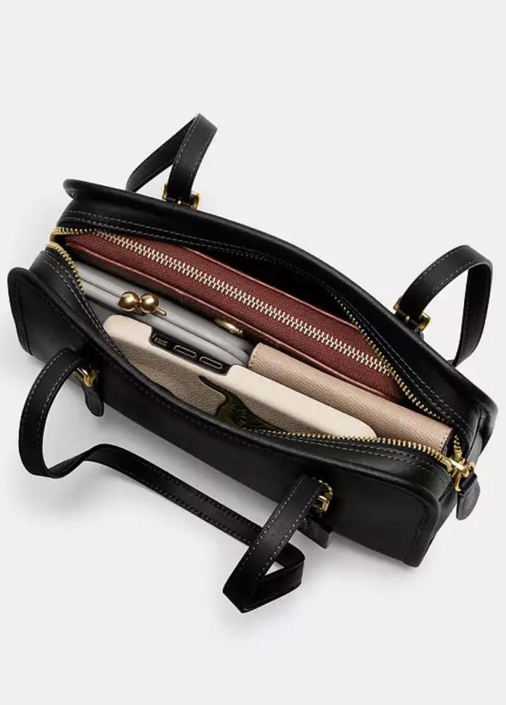 Swing zip bag