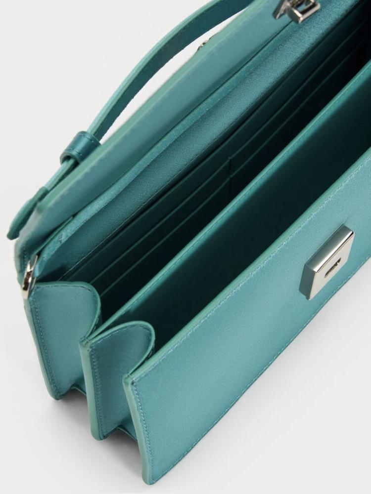 Taisia Chain Envelope Bag