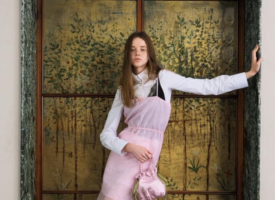 Mabel Satin Floral-Vine