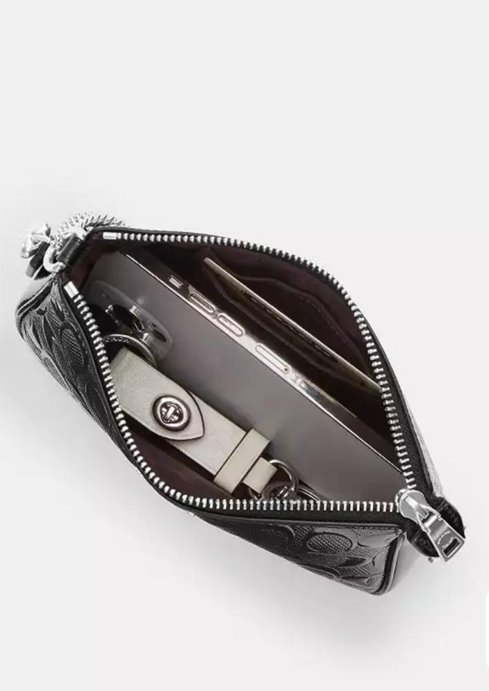 Nolita 19 In Signature Leather With Heart Charm