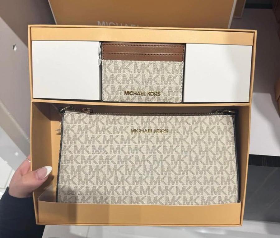 Medium Logo Pouch and Card Case Gift Set