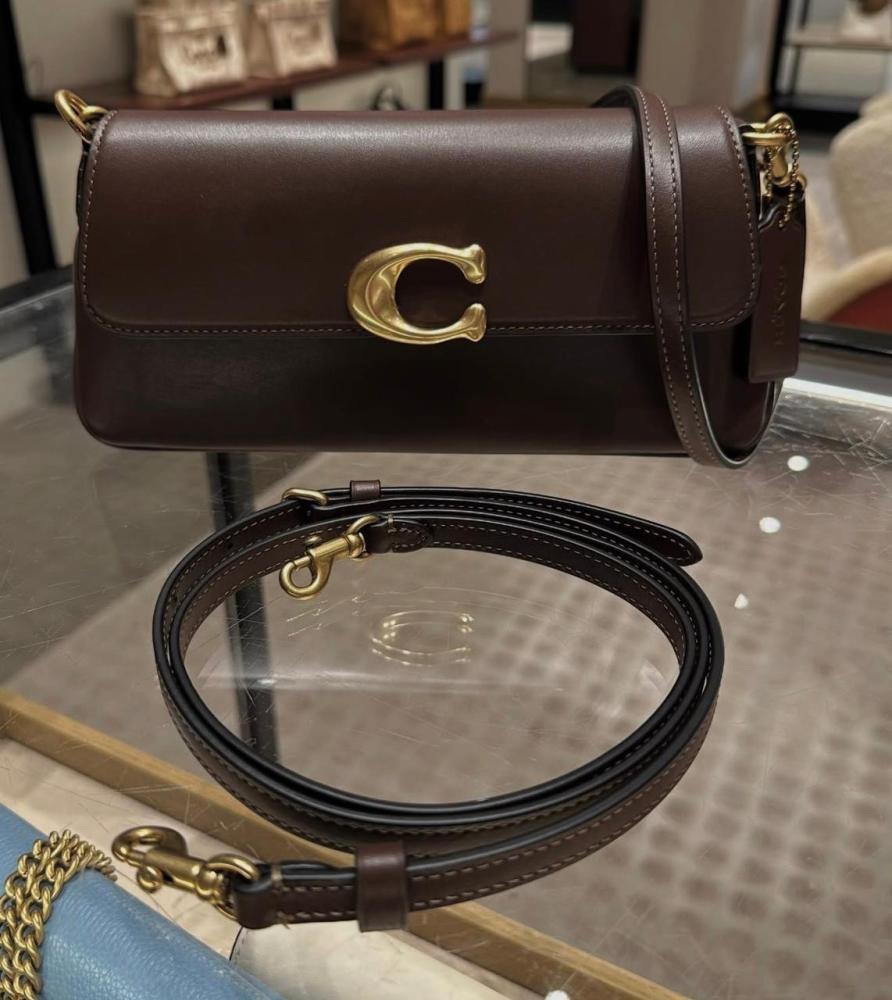 Jet Shoulder Bag