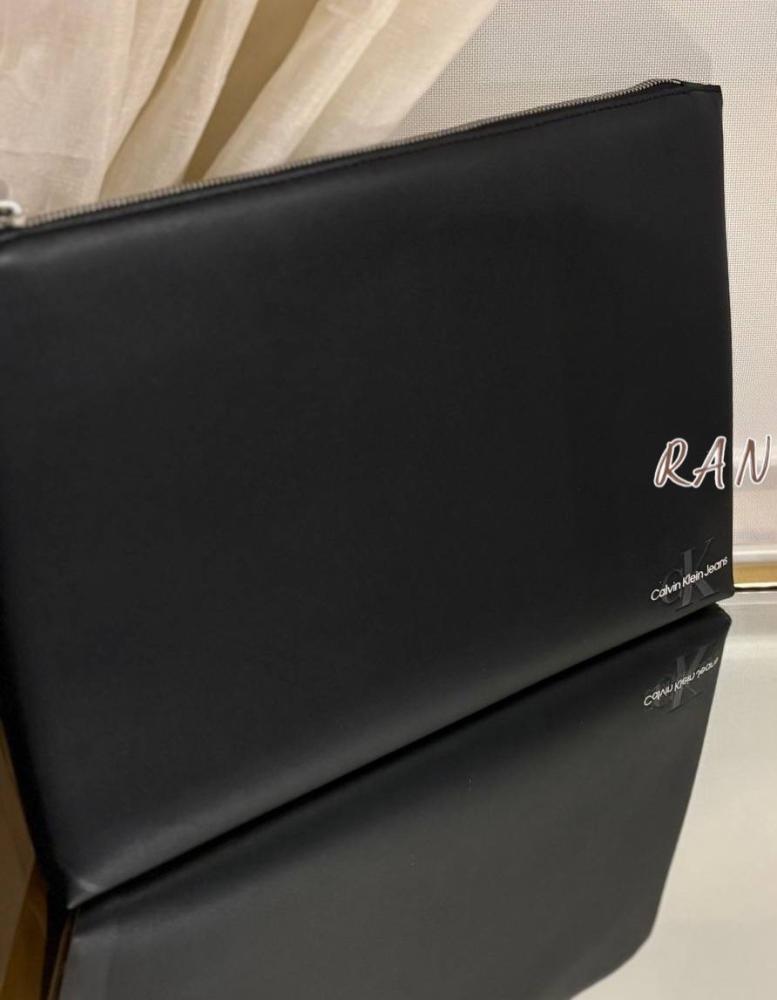Monologo Zip Pouch